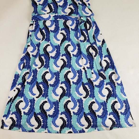 Boden Leaf Print Wrap Dress Blue Womens 4 R V Neck Short Sleeve Knee Length - Picture 3 of 11